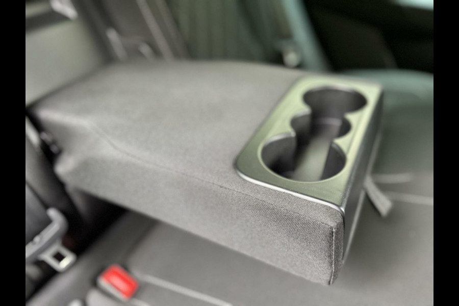 Škoda Karoq 1.5 TSI Sportline Automaat | Stoelverwarming | Apple CarPlay | LED verlichting | Trekhaak uitklapbaar | Adaptieve cruise control