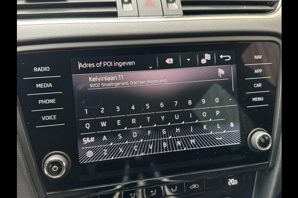 Škoda Octavia Combi 1.0 TSI Sport Navigatiesysteem | Trekhaak | Apple CarPlay | Climate control | Cruise control | Getint glas | Parkeersensor