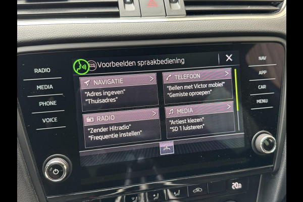 Škoda Octavia Combi 1.0 TSI Sport Navigatiesysteem | Trekhaak | Apple CarPlay | Climate control | Cruise control | Getint glas | Parkeersensor