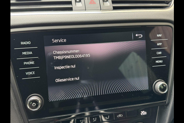 Škoda Octavia Combi 1.0 TSI Sport Navigatiesysteem | Trekhaak | Apple CarPlay | Climate control | Cruise control | Getint glas | Parkeersensor