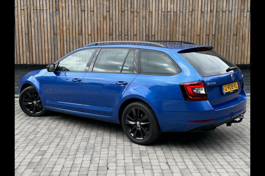 Škoda Octavia Combi 1.0 TSI Sport Navigatiesysteem | Trekhaak | Apple CarPlay | Climate control | Cruise control | Getint glas | Parkeersensor