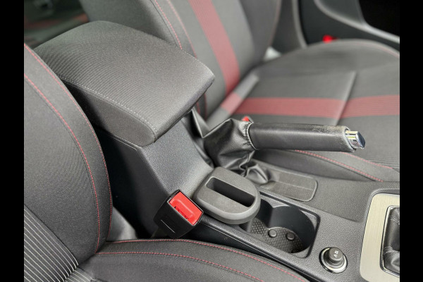 Škoda Octavia Combi 1.0 TSI Sport Navigatiesysteem | Trekhaak | Apple CarPlay | Climate control | Cruise control | Getint glas | Parkeersensor