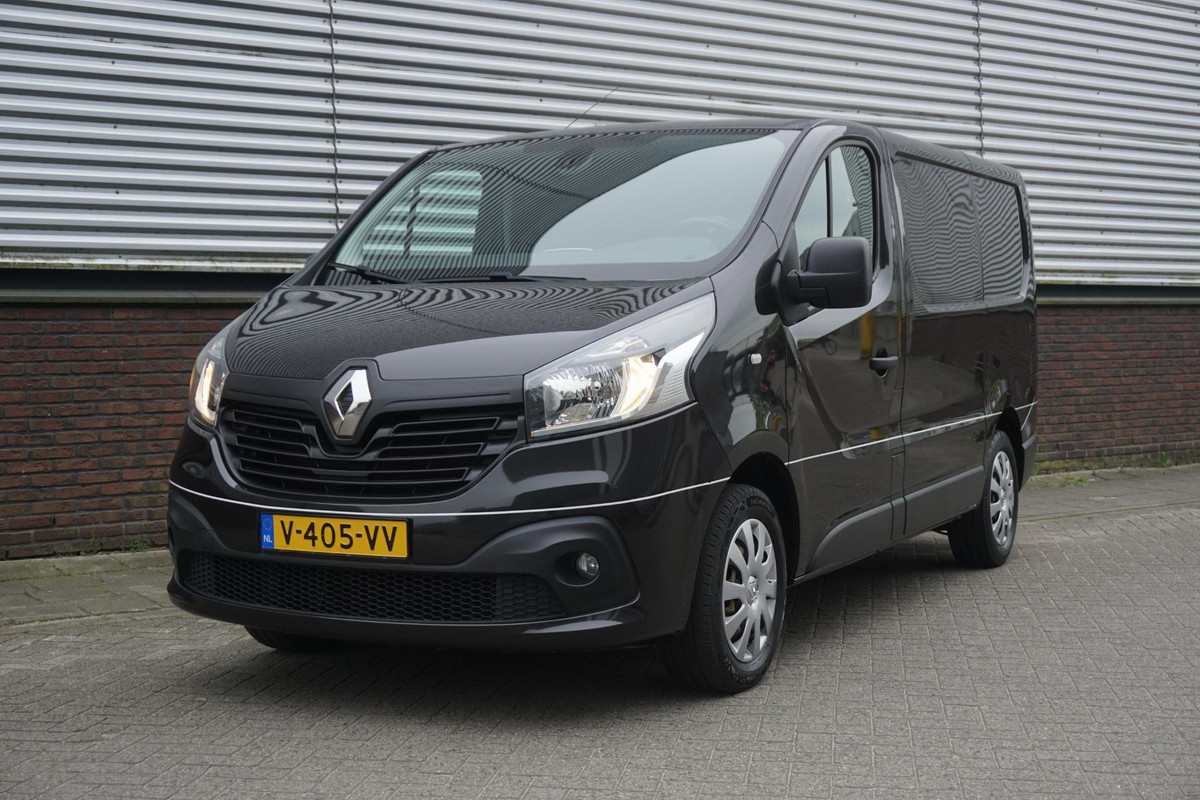 Renault Trafic 1.6 dCi 120PK T29 L1H1 Luxe/Metallic/3 Zits/ Trekhaak/Nette Bus.