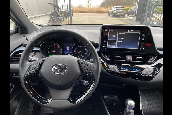 Toyota C-HR 2.0 Hybrid Launch Edition / Camera / leder