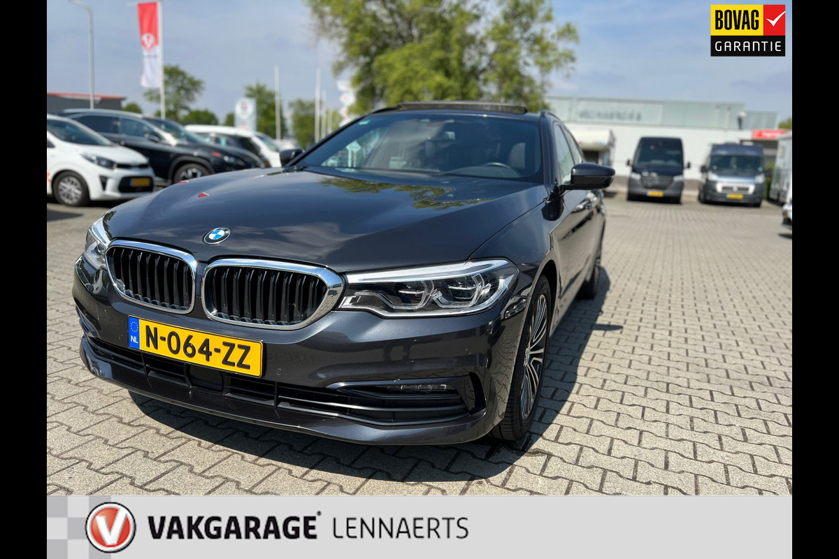 BMW 5 Serie Touring 520i High Executive Sport Line Automaat (PANO/TREKHAAK) BMW 5 Serie Touring 520i High Executive Sport Line Automaat (PANO/TREKHAAK)
