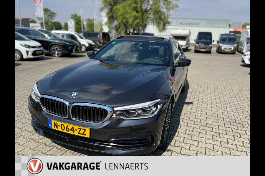 BMW 5 Serie Touring 520i High Executive Sport Line Automaat (PANO/TREKHAAK)