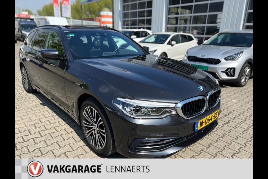 BMW 5 Serie Touring 520i High Executive Sport Line Automaat (PANO/TREKHAAK)