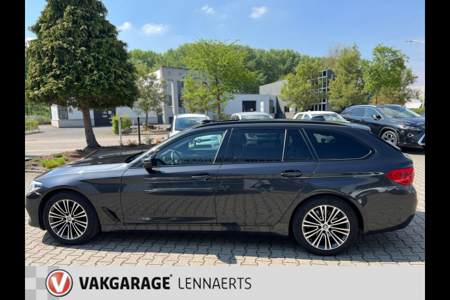 BMW 5 Serie Touring 520i High Executive Sport Line Automaat (PANO/TREKHAAK)