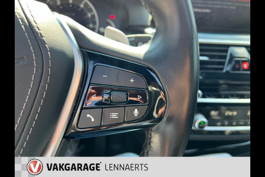 BMW 5 Serie Touring 520i High Executive Sport Line Automaat (PANO/TREKHAAK)