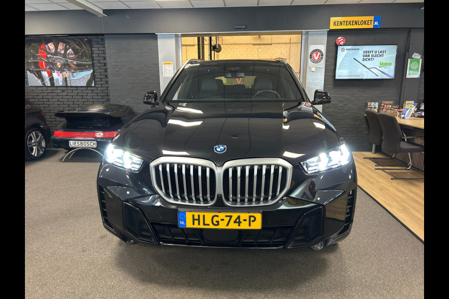 BMW X5 XDrive50e Launch Edition M-Sport / Panorama-dak /luchtvering / Leder /head-up