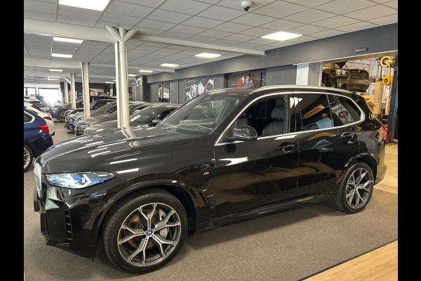BMW X5 XDrive50e Launch Edition M-Sport / Panorama-dak /luchtvering / Leder /head-up