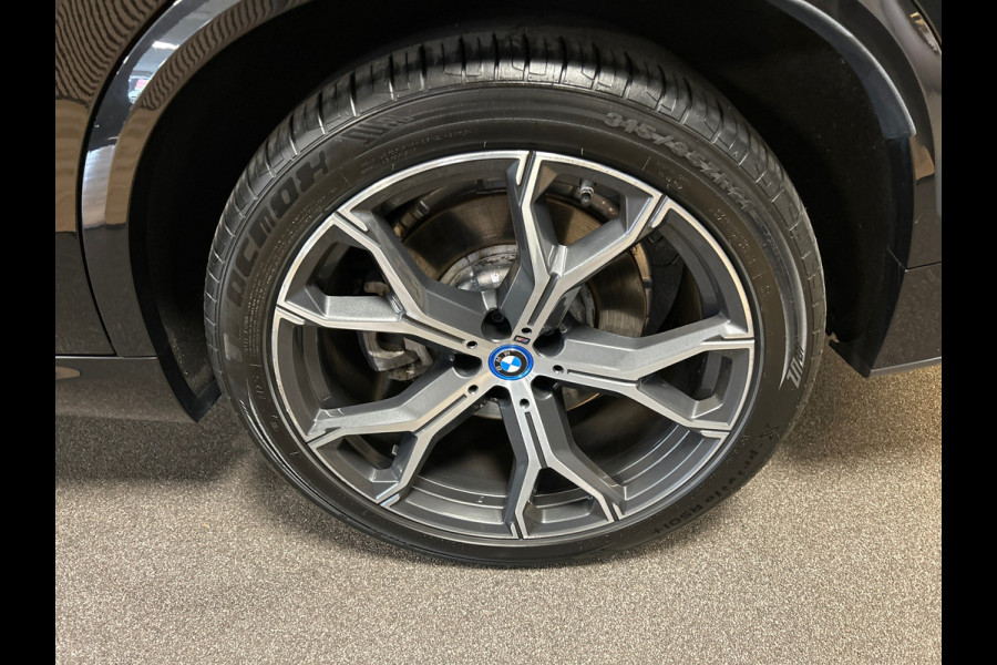 BMW X5 XDrive50e Launch Edition M-Sport / Panorama-dak /luchtvering / Leder /head-up