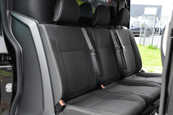 Renault Trafic 2.0 dCi 170 T29 L2H1 DC Luxe Black Edition Camera, Cruise, Carplay, 170PK, 2 x Schuifdeur, LED, Stoelverwarming, Clima, Keyless, Uniek!