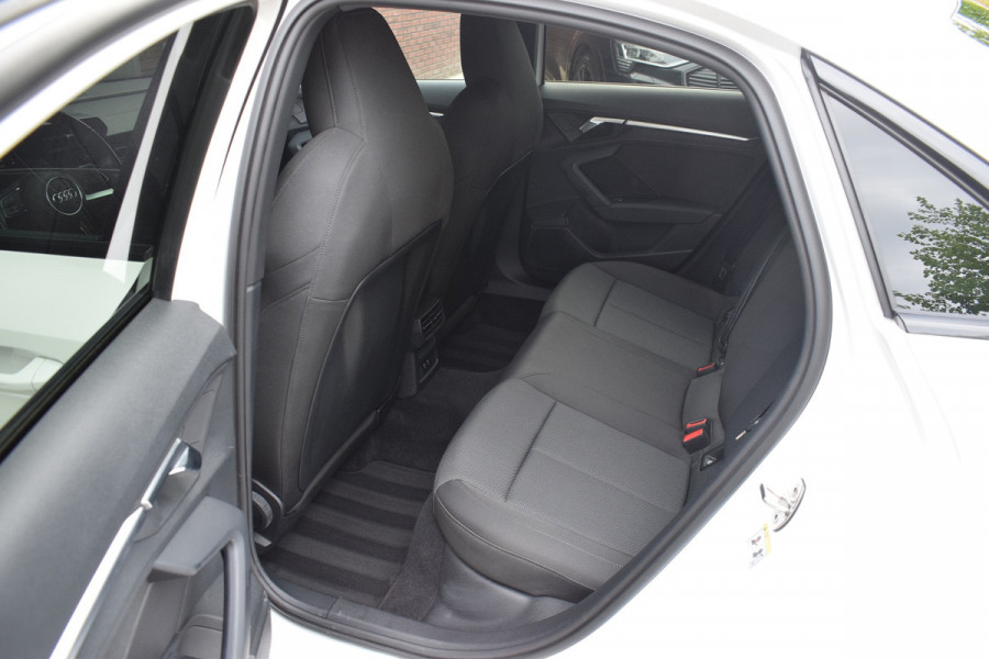 Audi A3 Limousine 35 TFSI 150pk S-tronic | Afneembare trekhaak
