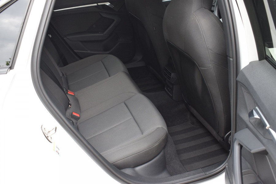 Audi A3 Limousine 35 TFSI 150pk S-tronic | Afneembare trekhaak