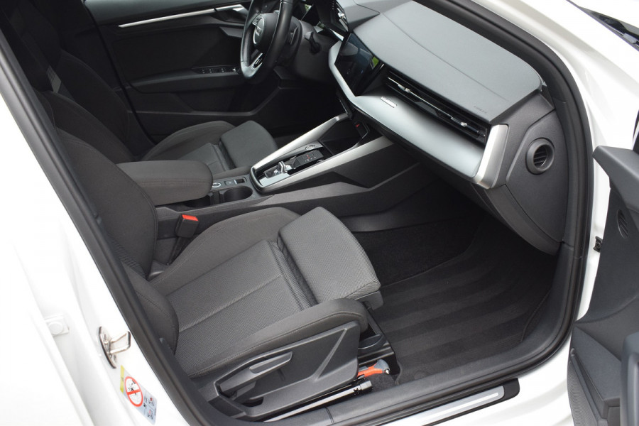 Audi A3 Limousine 35 TFSI 150pk S-tronic | Afneembare trekhaak
