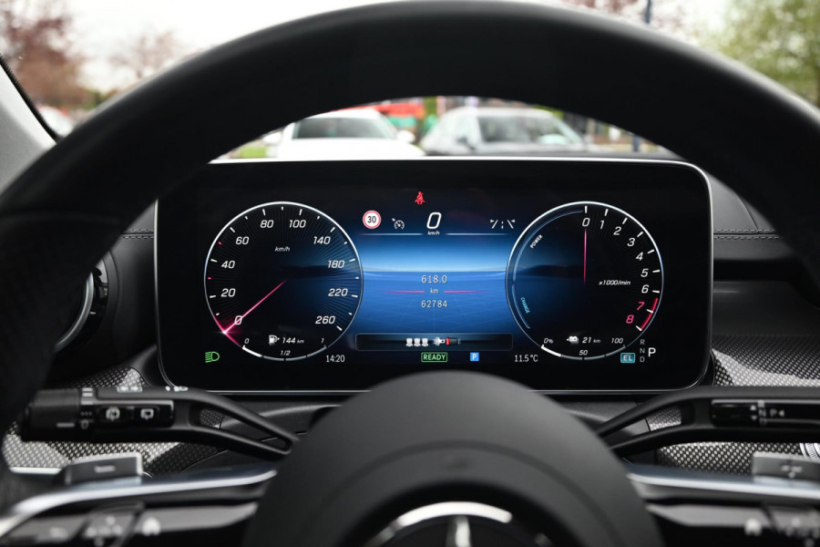 Mercedes-Benz C-Klasse Estate 300 e AMG Line Limited 313 PK 1e Eig Dealer o.h. Night Pakket Carbon Camera LED 18''