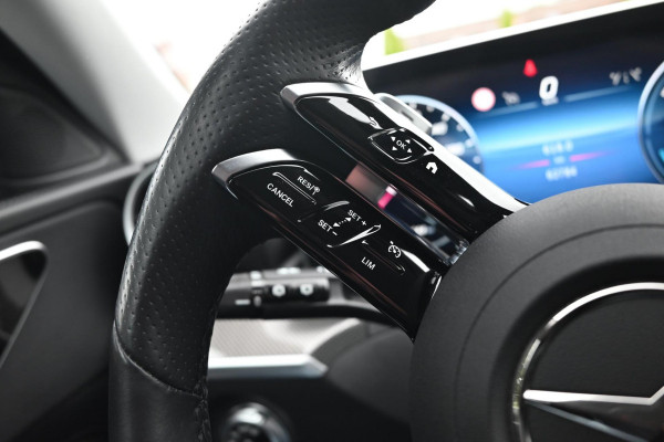 Mercedes-Benz C-Klasse Estate 300 e AMG Line Limited 313 PK 1e Eig Dealer o.h. Night Pakket Carbon Camera LED 18''