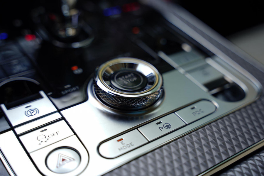 Bentley Flying Spur 2.9 V6 Hybrid Mulliner Pon-Auto 28 D.Km