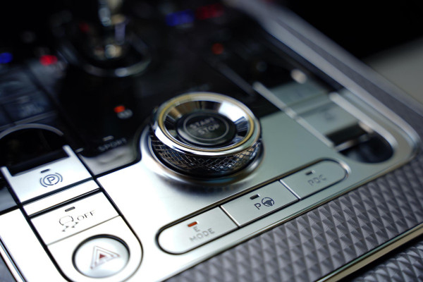 Bentley Flying Spur 2.9 V6 Hybrid Mulliner Pon-Auto 28 D.Km