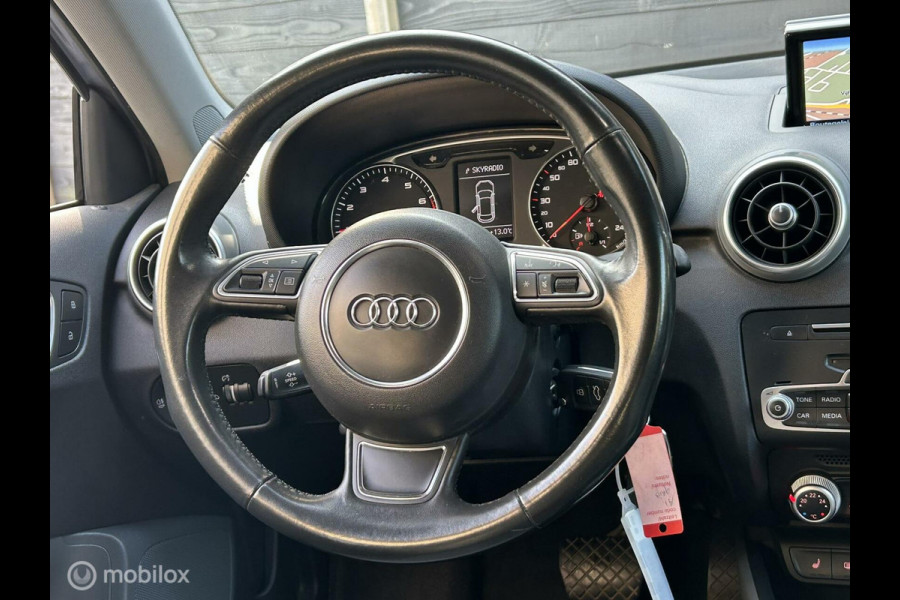 Audi A1 Sportback 1.0 TFSI Adrenalin AUTOMAAT / LED / 17" / FM NAV / 39.107 KM 1e eig. NAP!!!