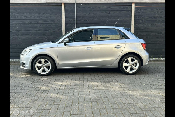 Audi A1 Sportback 1.0 TFSI Adrenalin AUTOMAAT / LED / 17" / FM NAV / 39.107 KM 1e eig. NAP!!!
