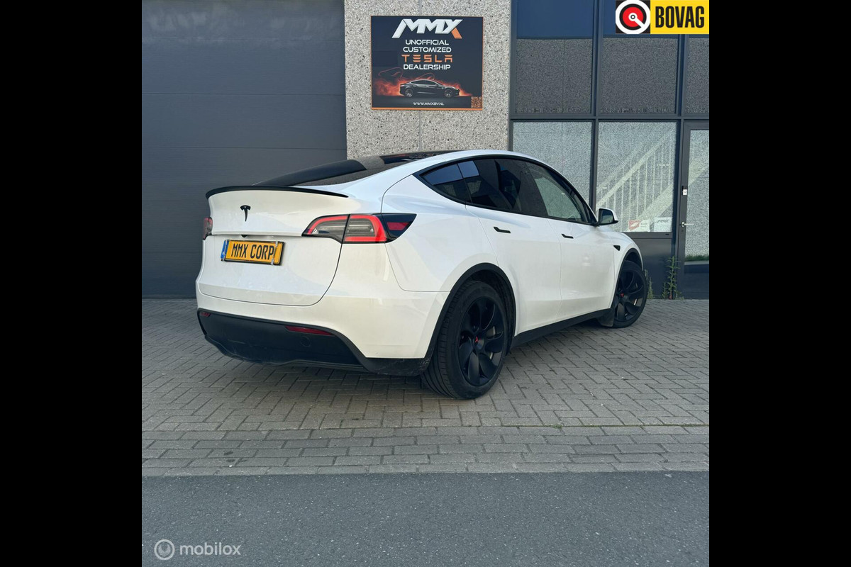 Tesla Model Y Long Range RWD MiG Wit 78KWH MMX PACK EAP Tesla Model Y Long Range RWD MiG Wit 78KWH MMX PACK EAP
