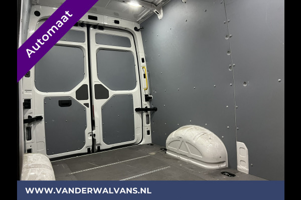 Volkswagen Crafter 2.0 TDI 141pk Automaat L3H3 L2H2 Euro6 Airco | Navigatie | Apple Carplay | Cruisecontrol Android Auto, Parkeersensoren, chauffeursstoel