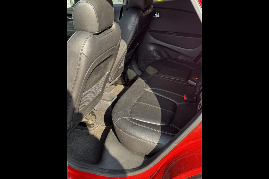 Renault Captur 0.9 TCe Edition One - Panorama dak I Navigatie I Leer I Airco I Sport velgen I LED I PDC I Dealer onderhouden