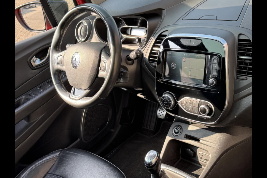Renault Captur 0.9 TCe Edition One - Panorama dak I Navigatie I Leer I Airco I Sport velgen I LED I PDC I Dealer onderhouden