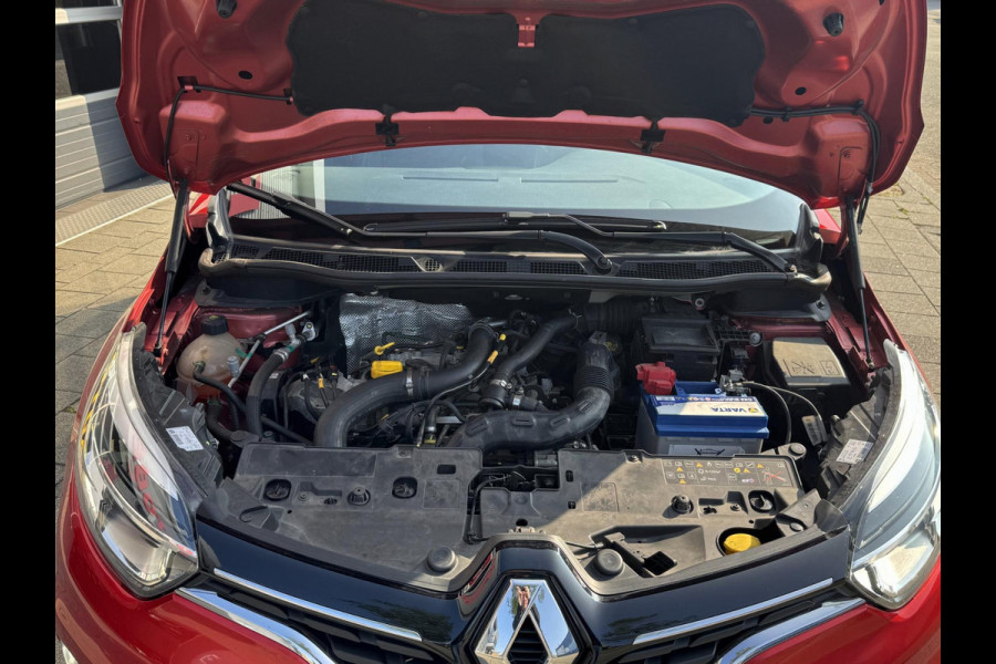 Renault Captur 0.9 TCe Edition One - Panorama dak I Navigatie I Leer I Airco I Sport velgen I LED I PDC I Dealer onderhouden