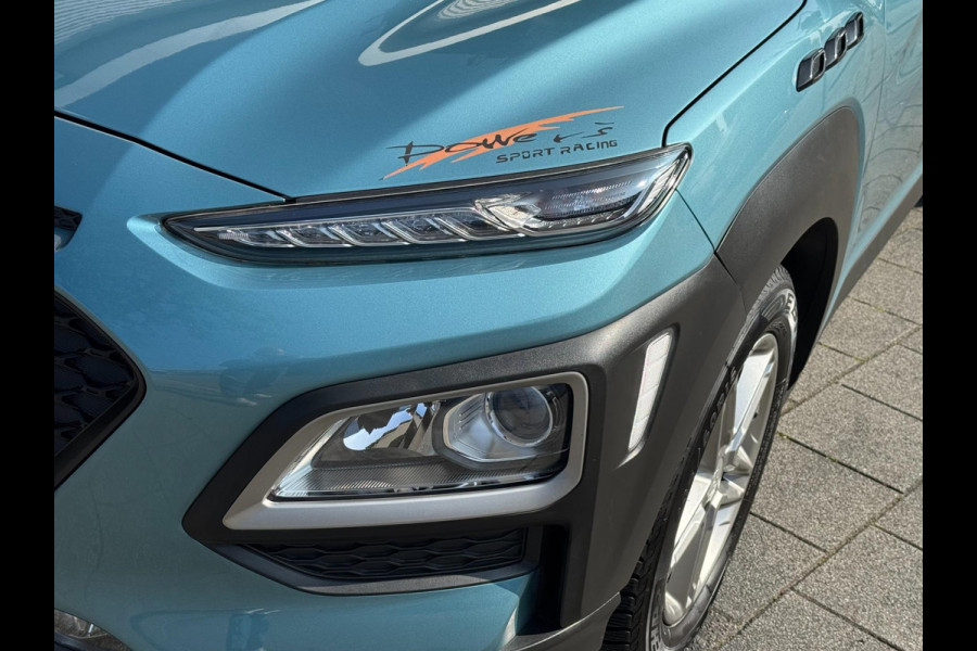 Hyundai Kona 1.0T Essence - Apple CarPlay / Navigatie I Achteruitrij camera I LED I Sport velgen I Comfort pakket I Dealer onderh.