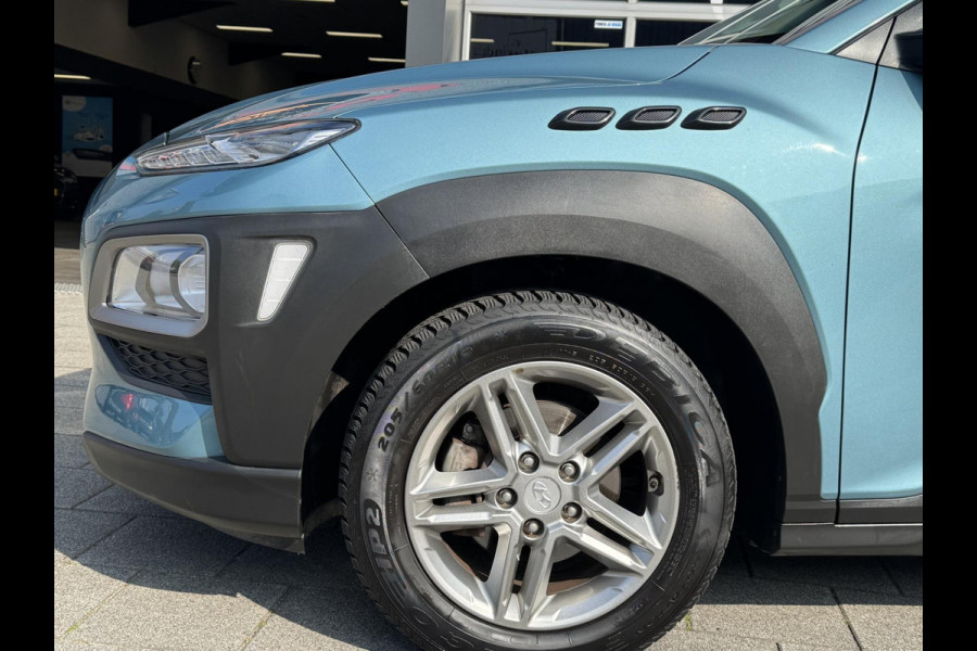 Hyundai Kona 1.0T Essence - Apple CarPlay / Navigatie I Achteruitrij camera I LED I Sport velgen I Comfort pakket I Dealer onderh.