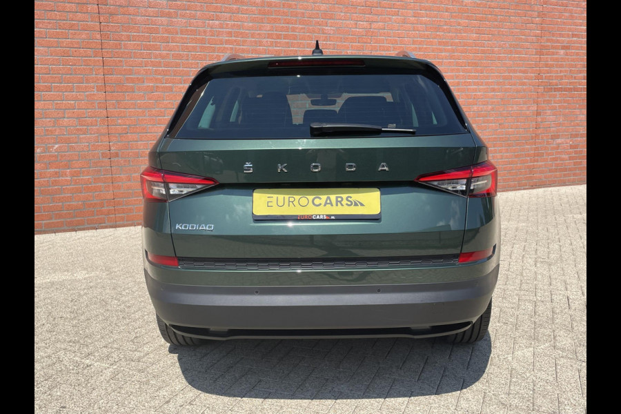 Škoda Kodiaq 1.5 TSI 150pk DSG Style 7p. | Navigatie | Apple Carplay/Android Auto | Adaptive Cruise Control | Parkeersensor achter | Stoel- en stuurverwarming | Ledverlichting | Getinte ramen | Climate Control
