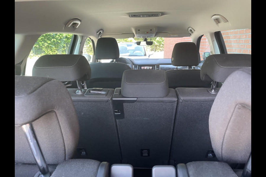 Škoda Kodiaq 1.5 TSI 150pk DSG Style 7p. | Navigatie | Apple Carplay/Android Auto | Adaptive Cruise Control | Parkeersensor achter | Stoel- en stuurverwarming | Ledverlichting | Getinte ramen | Climate Control