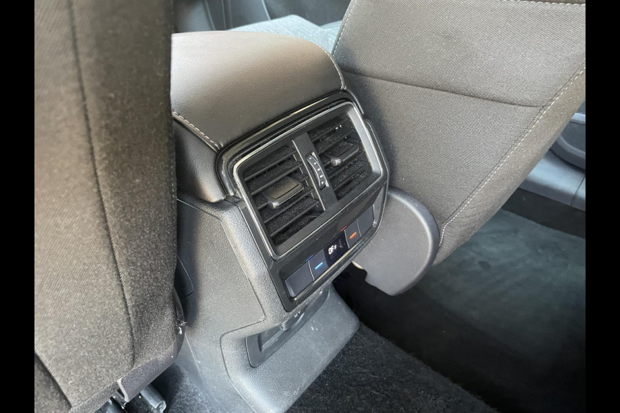 Škoda Kodiaq 1.5 TSI 150pk DSG Style 7p. | Navigatie | Apple Carplay/Android Auto | Adaptive Cruise Control | Parkeersensor achter | Stoel- en stuurverwarming | Ledverlichting | Getinte ramen | Climate Control