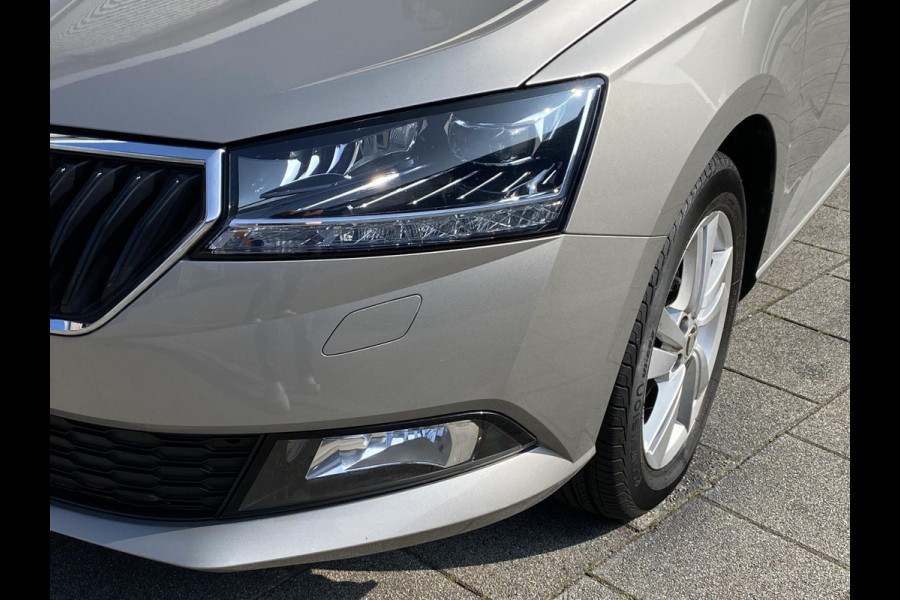Škoda Fabia 1.0 TSI Monte Carlo - Apple CarPlay / Navigatie I Airco I PDC ? LED I Sport velgen I Dealer onderhouden