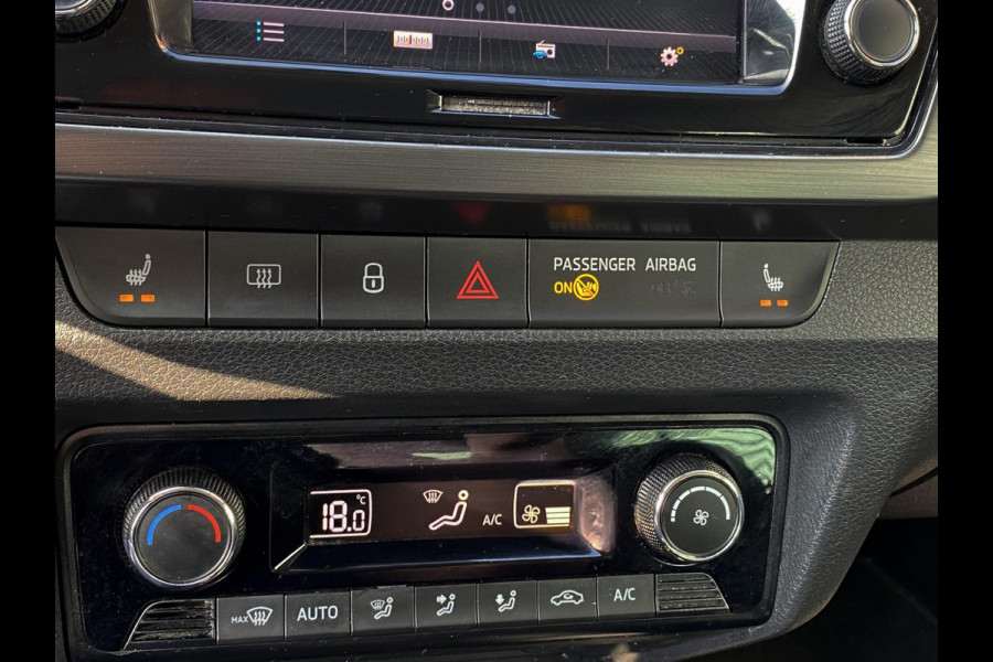 Škoda Fabia 1.0 TSI Monte Carlo - Apple CarPlay / Navigatie I Airco I PDC ? LED I Sport velgen I Dealer onderhouden
