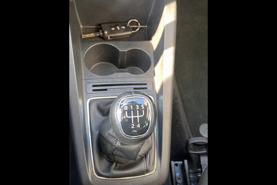 Škoda Fabia 1.0 TSI Monte Carlo - Apple CarPlay / Navigatie I Airco I PDC ? LED I Sport velgen I Dealer onderhouden