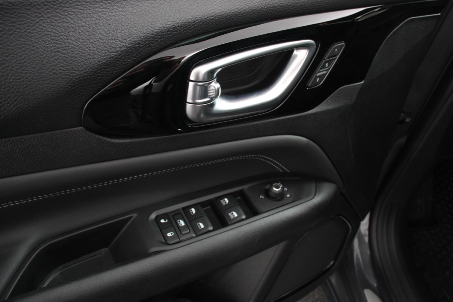 Jeep Compass 4x e Automaat 240pk Plug-in Hybrid Electric S Leder Navigatie Adaptive Cruise Control Lane /Side Assist Alpine Soundsystem Camera elektrische Achterklep