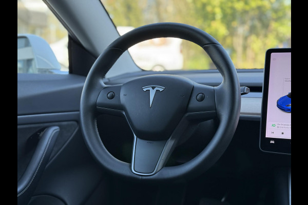 Tesla Model 3 Long Range AWD Dual Autopilot Panorama Leder
