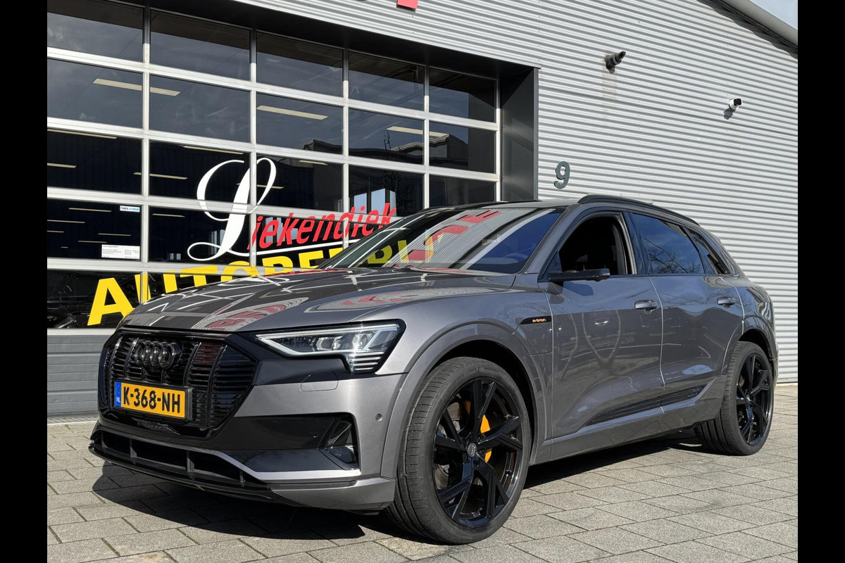 Audi e-tron 55 Quattro S Edition 95 kWh - Panorama-dak I 22inch velgen I Leer I Camera I Airco I Enzz.... Audi e-tron 55 Quattro S Edition 95 kWh - Panorama-dak I 22inch velgen I Leer I Camera I Airco I Enzz....