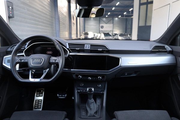 Audi Q3 Sportback 35 TFSI S Edition 3x S-line LED/VIRTUAL/SFEER/PANO/ALCANTARA+S.VERWARMING/19"LMV/CAM/LINE/ACC/12 MND GARANTIE!