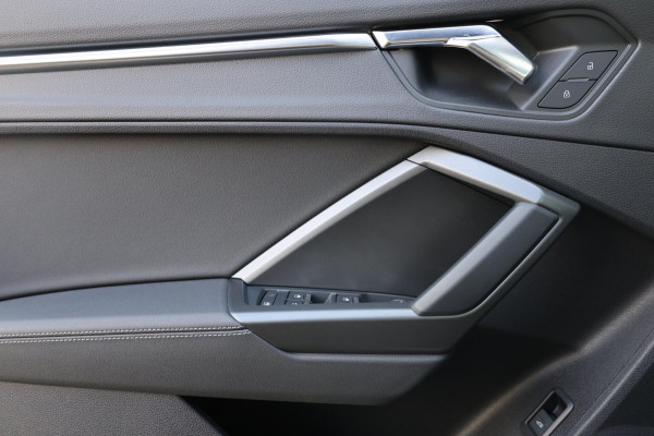Audi Q3 Sportback 35 TFSI S Edition 3x S-line LED/VIRTUAL/SFEER/PANO/ALCANTARA+S.VERWARMING/19"LMV/CAM/LINE/ACC/12 MND GARANTIE!