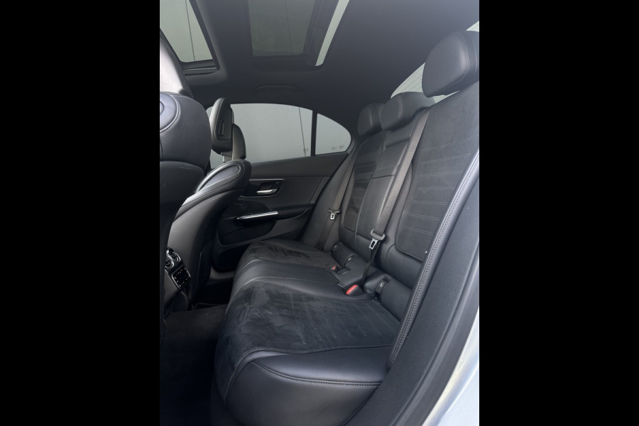 Mercedes-Benz C-Klasse 300 e AMG Line 2023 PANO NAVI AMBIENT WIDESCREEN CAMERA CR CONTR