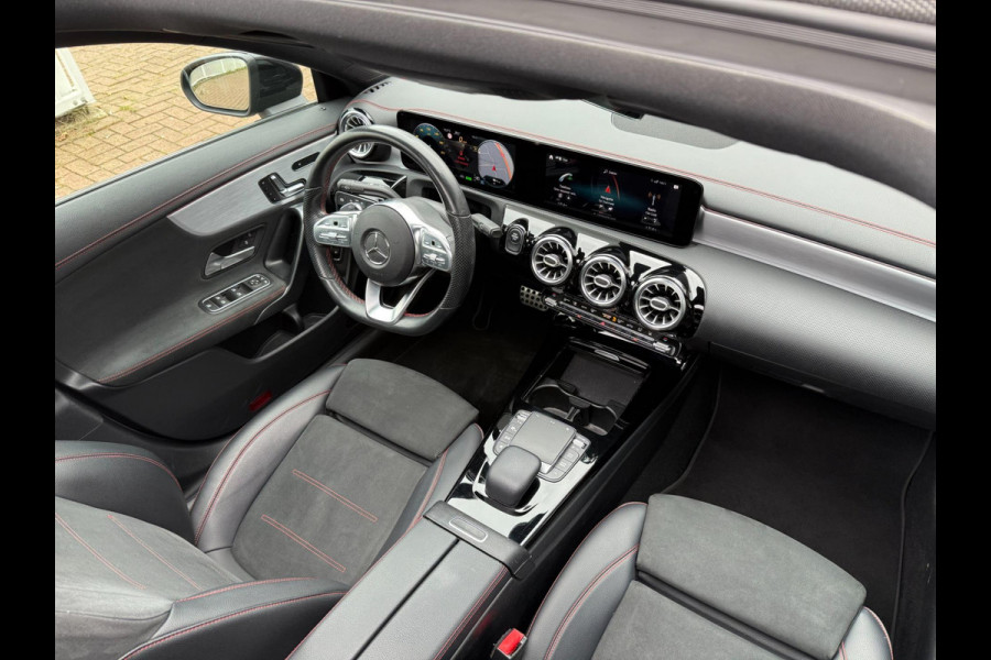 Mercedes-Benz CLA-Klasse 250 e AMG | Pano | Memory | Ambient