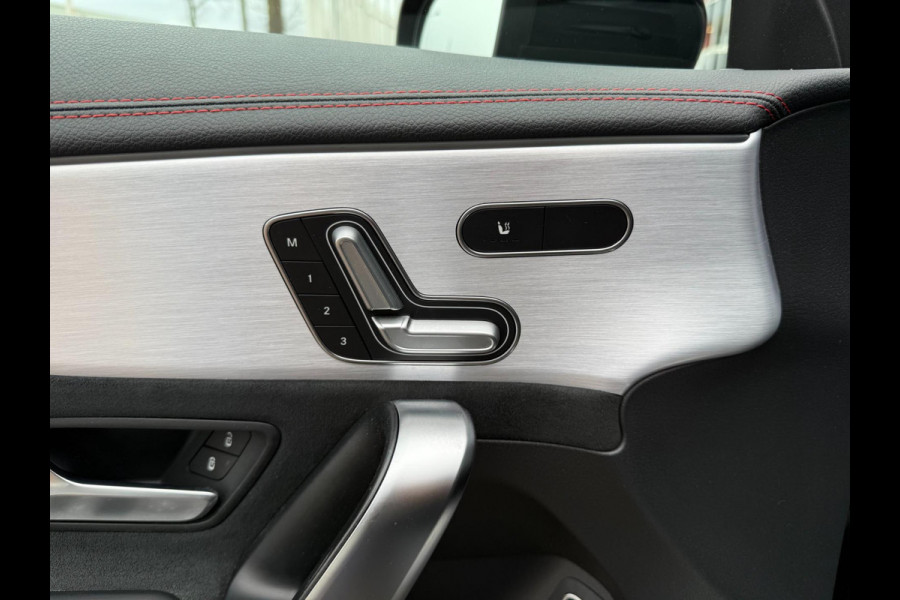 Mercedes-Benz CLA-Klasse 250 e AMG | Pano | Memory | Ambient