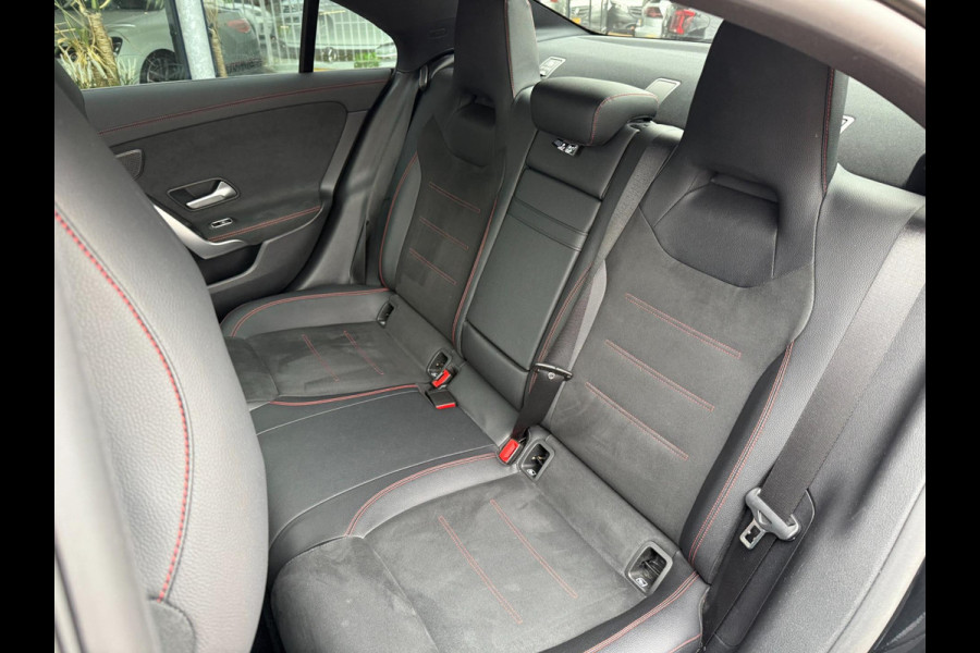 Mercedes-Benz CLA-Klasse 250 e AMG | Pano | Memory | Ambient