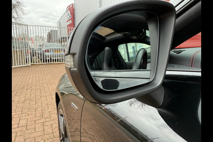 Mercedes-Benz CLA-Klasse 250 e AMG | Pano | Memory | Ambient