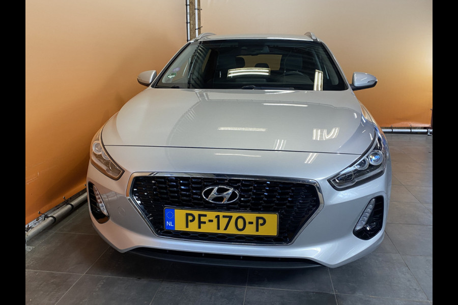 Hyundai i30 Wagon 1.4 T-GDI Premium trekhaak | navi 1400 kg trekgewicht